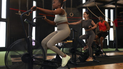 Salle de sport : les avantages d’un entraînement régulier